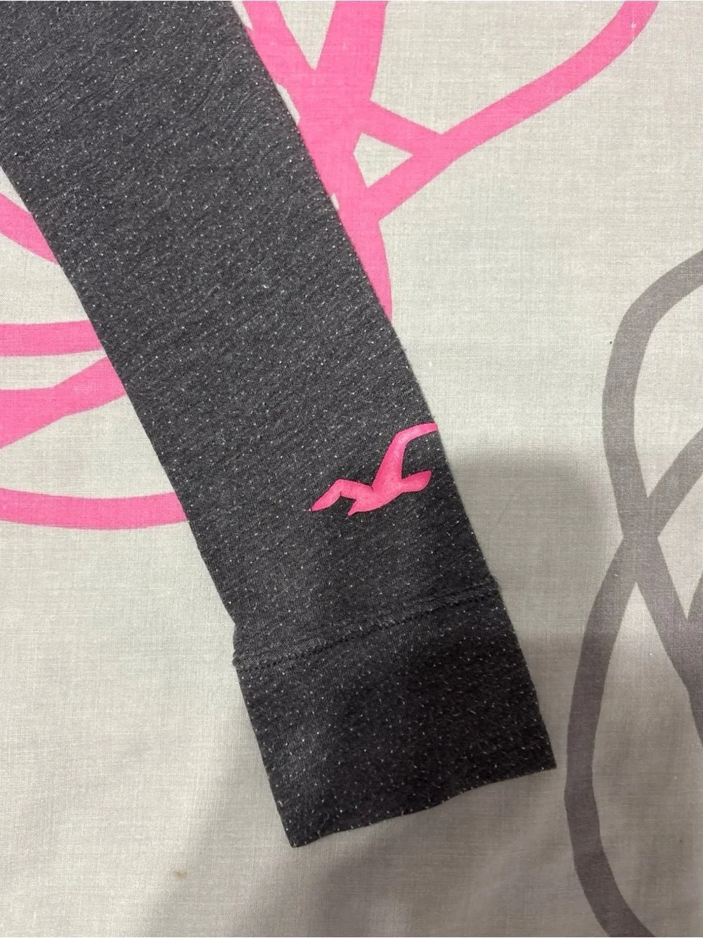 Hollister Grey Varsity Long Sleeve Top - Picture 4 of 5